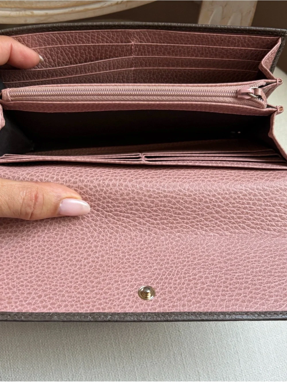 GUCCI brown/pink pebbled leather long wallet